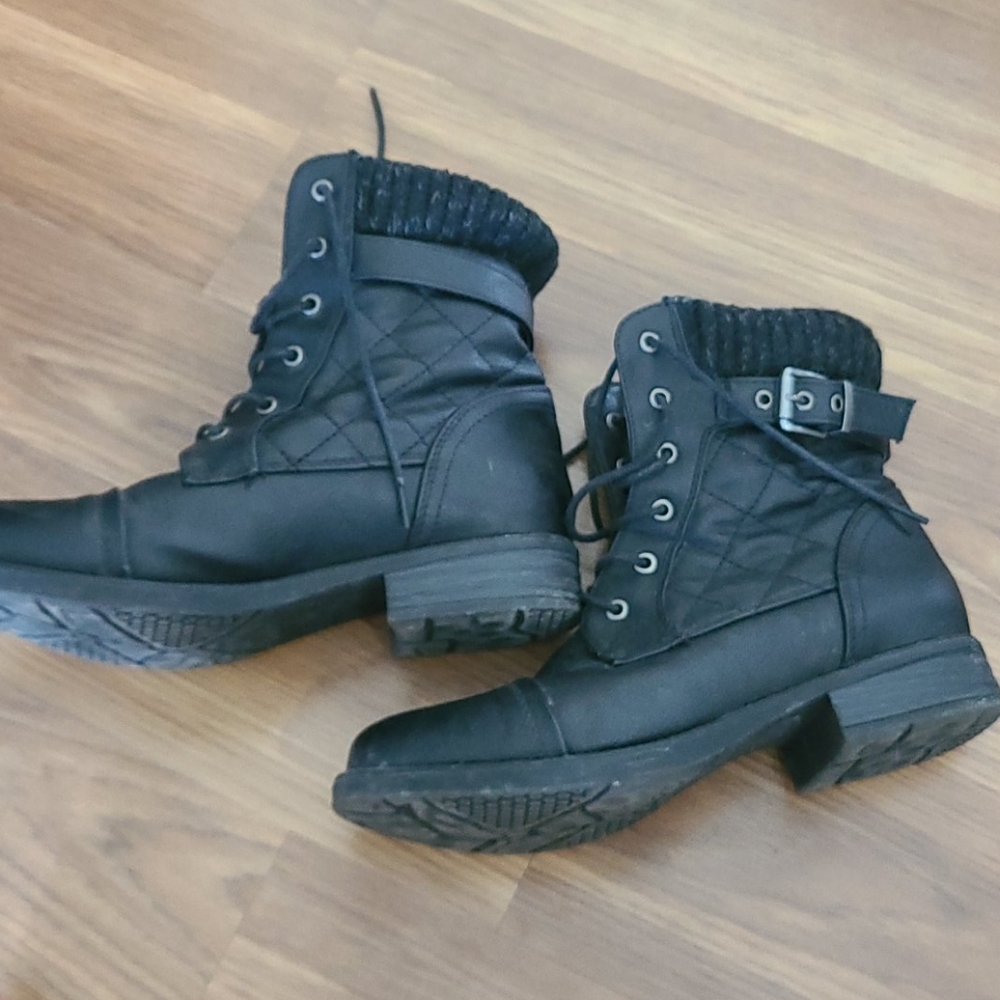 Womens Heeled Boots